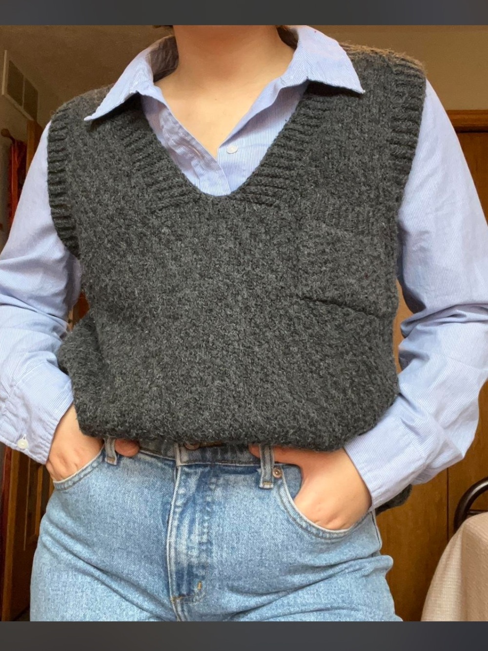 Vintage gray knit sweater vest